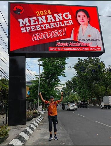 podiumnews.com-Bambang Pacul Soroti ‘Siap’ Ganjar di Videotron Puan